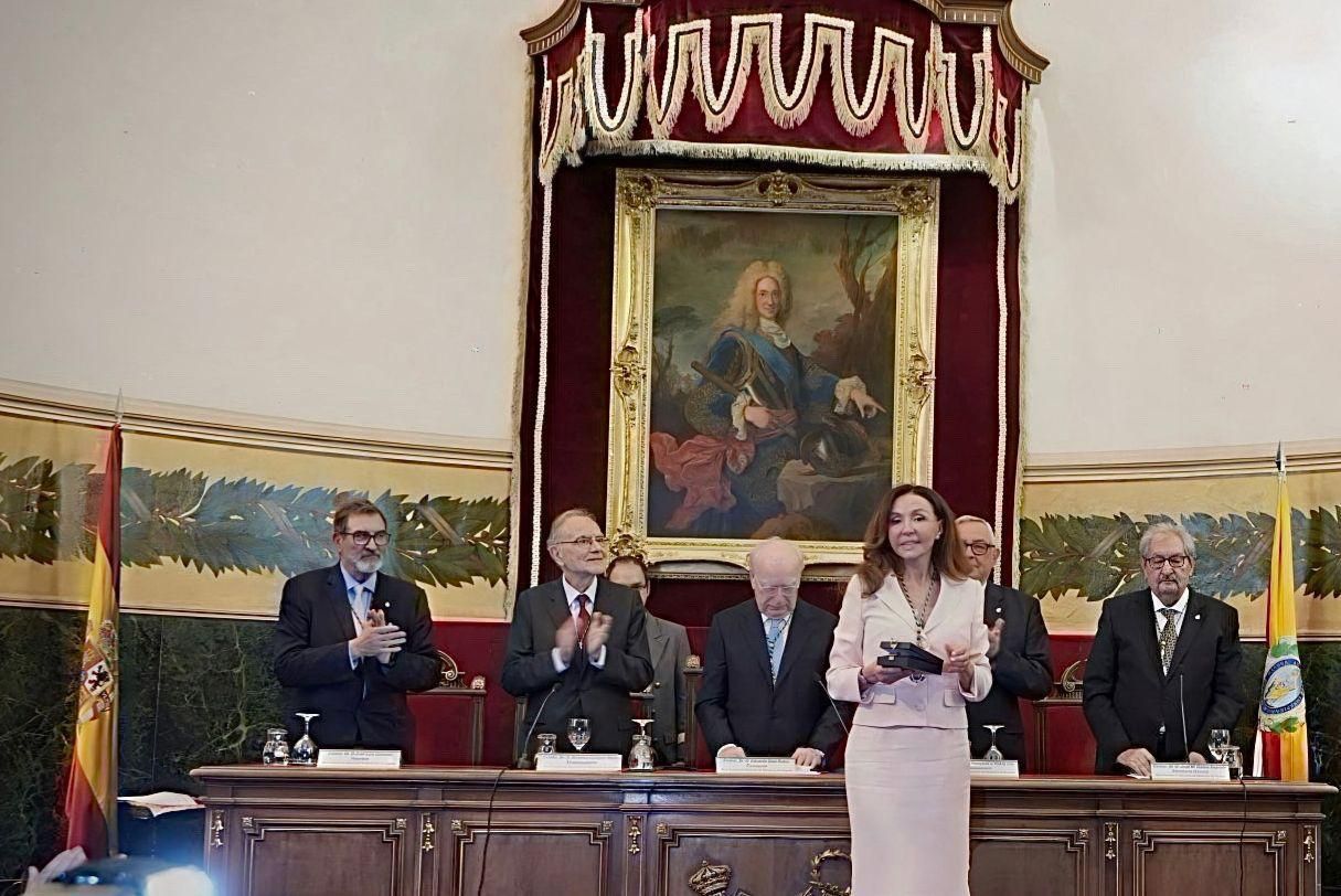 Esther Koplowitz y su Fundación reconocidas como Socio Protector de Honor por la Real Academia de Medicina 1 Moncloa IMG 20250523 WA0004 Moncloa