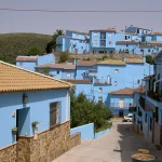 Júzcar: el único ‘pueblo pitufo’ de España donde la realidad supera la fantasía azul