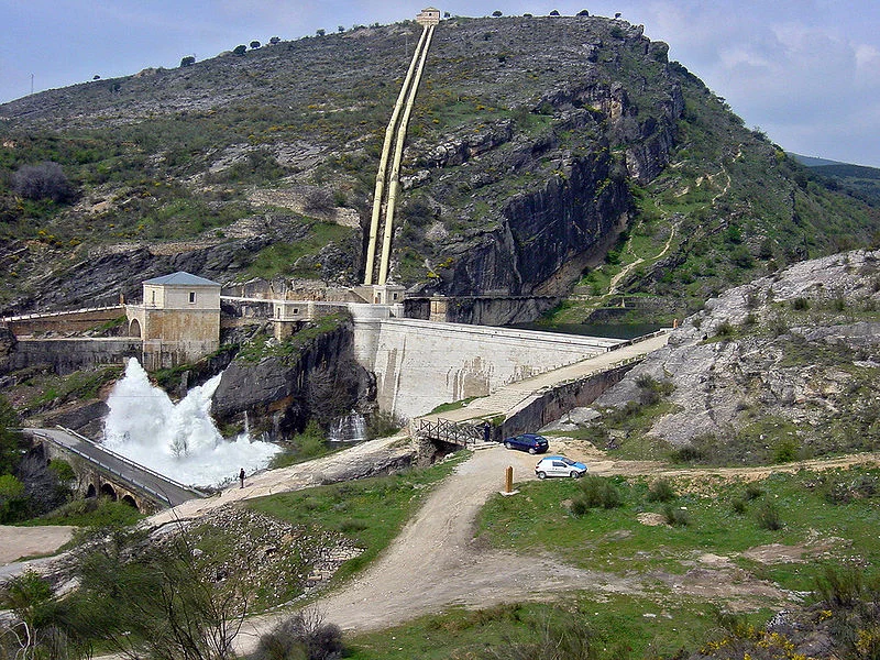 Descubre la ‘Capadocia española’ en Guadalajara: el paraje natural de formaciones rocosas únicas que sorprende a todos