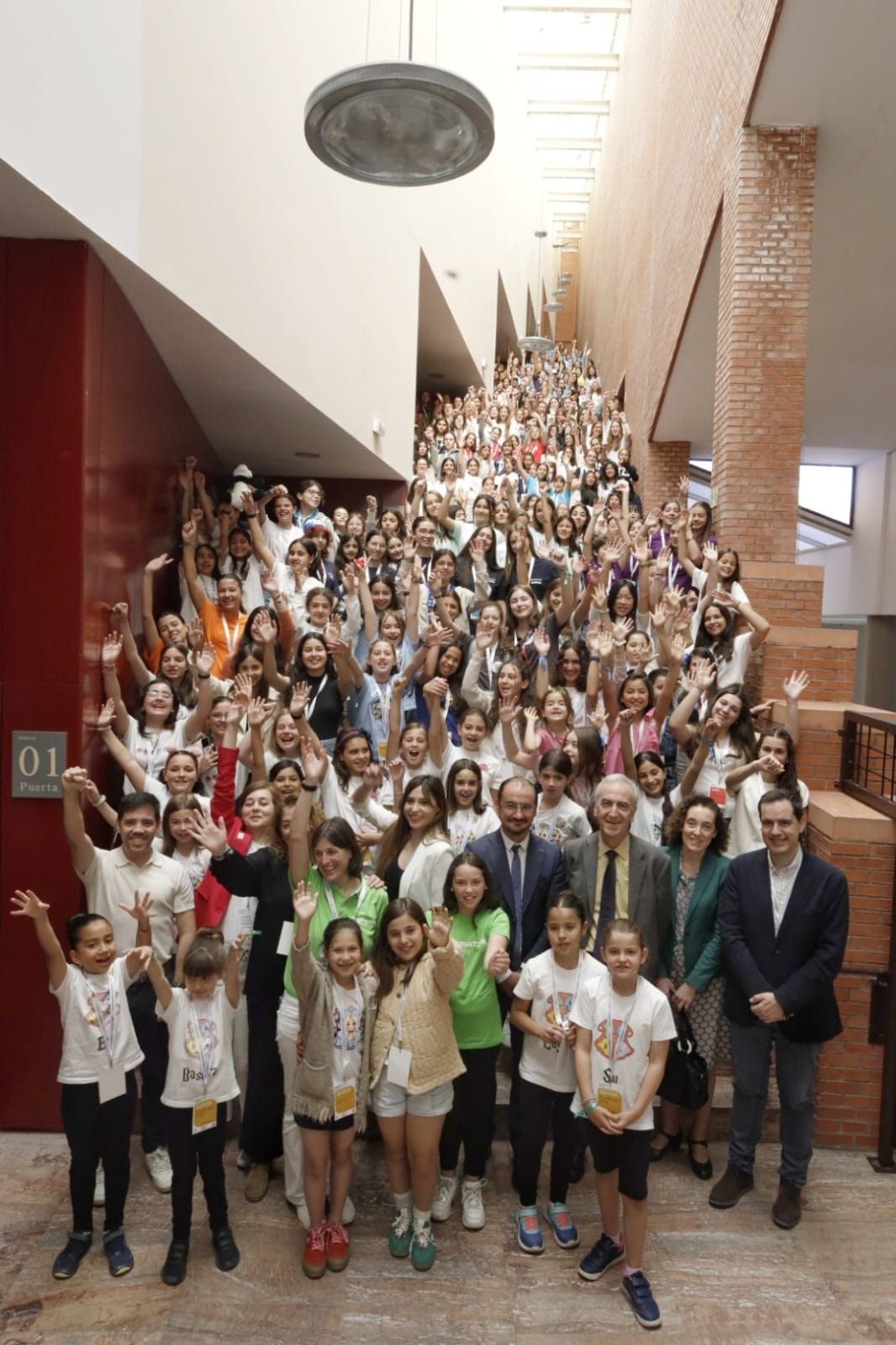 Casi 900 niñas y 218 proyectos de toda España se citan en la mayor competición de tecnología 1 Moncloa Manana Technovation Girls Moncloa