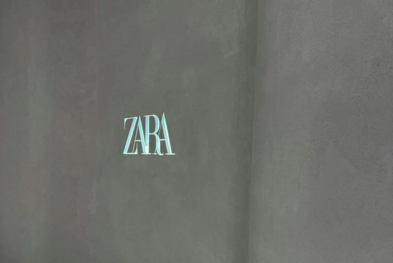 Zara tiene los pantalones más divertidos y elegantes para cualquier silueta