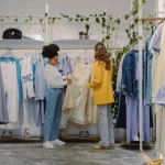 Parfois tiene una colección inigualable de vestidos blancos perfectos para cualquier plan veraniego