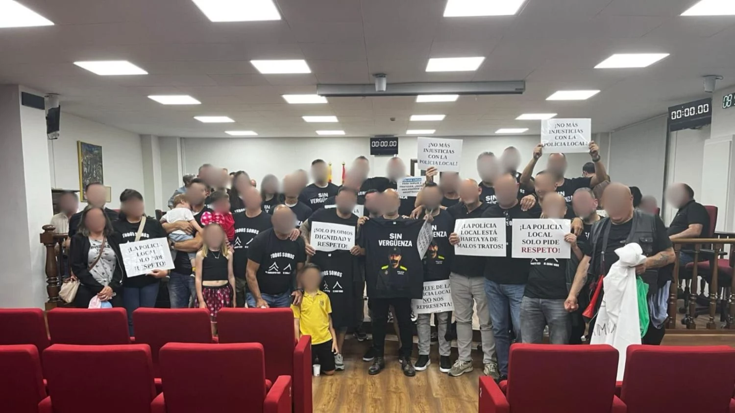 Protesta de los lunes de los policías lcoales de Sant Adrià de Besòs.