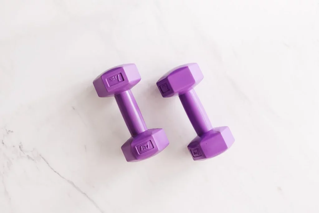 Se acabaron las excusas para no entrenar porque Lidl te lo pone fácil con su gimnasio casero por menos de 30 euros 2 Moncloa El set de mancuernas de Lidl
