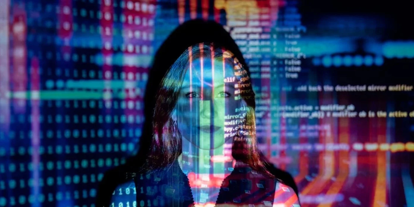 Así funciona 'io' la inteligencia artificial de Apple integrada en el iPhone que se atreve a desafiar el imperio de Google