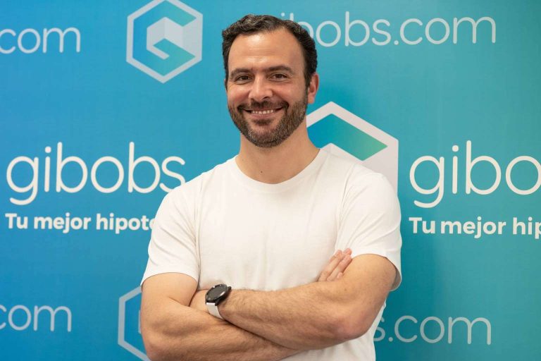 El ahorro se consolida como el factor más determinante para la aprobación de hipotecas en España