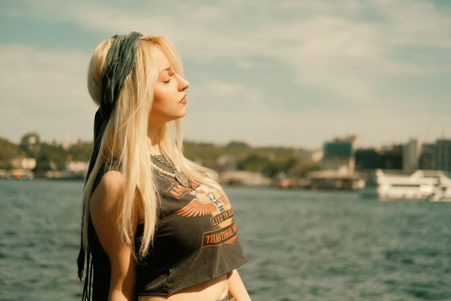 El look viral de Bershka de este verano que puedes llevarte a casa sin gastar ni 25 euros