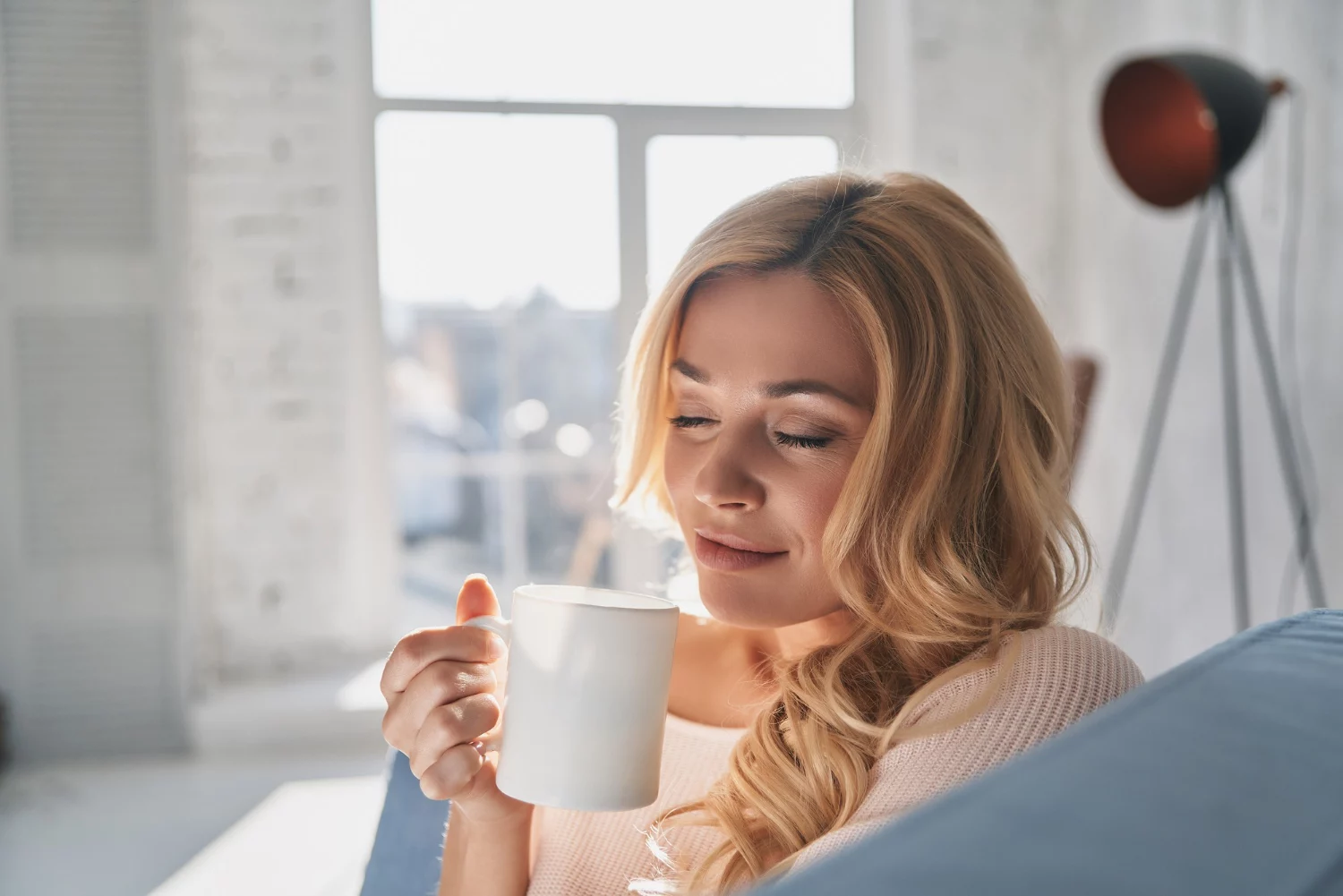 Este tipo de café te está afectando más de lo que crees, según la OMS 3 Moncloa EL ENEMIGO INVISIBLE: LA RELACIÓN CON EL CÁNCER DE ESÓFAGO