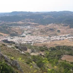 Descubre el pueblo de Menorca sin playa al que todos los locales escapan para huir de los turistas