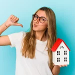 Tu seguro de hogar te abandona: la letra pequeña que TÚ tienes que leer para evitar sustos