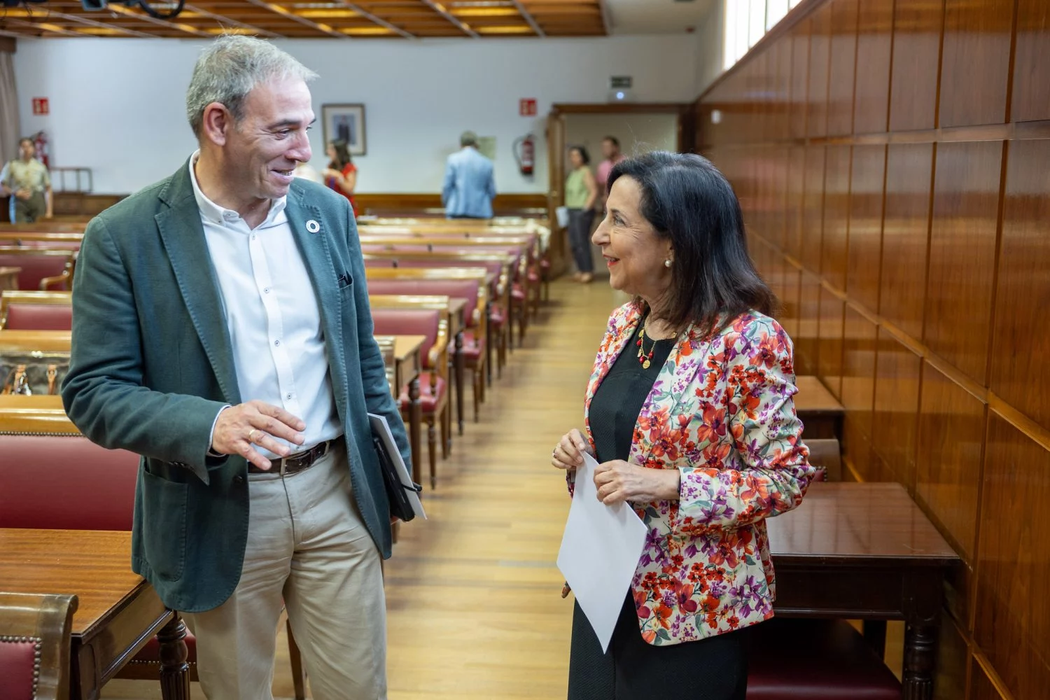 Margarita Robles en la comisión del Senado (Fuente: Agencias)