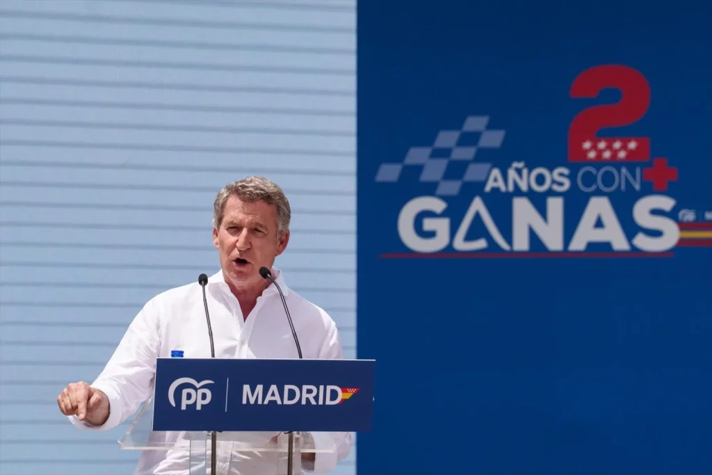 Los equipos de Ayuso y Feijóo unifican mensajes tras la caída de Cerdán 3 Moncloa EuropaPress 6767546 presidente partido popular alberto nunez feijoo interviene acto partido Moncloa