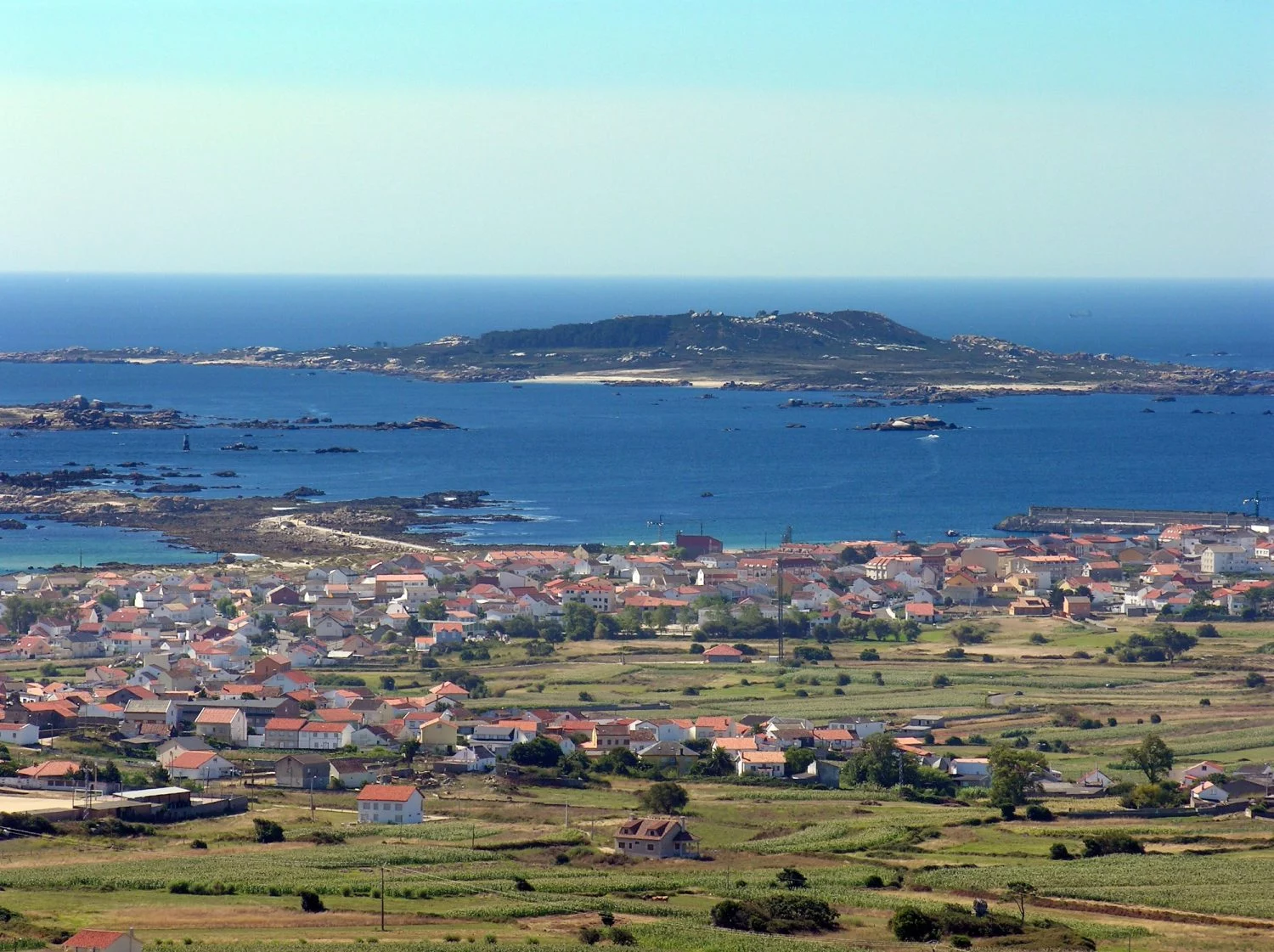La isla española prohibida al turismo que solo puedes visitar 1 día al año
