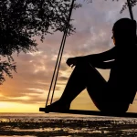 Descubren que mientras vivimos todos emitimos un destello que se apaga al morir