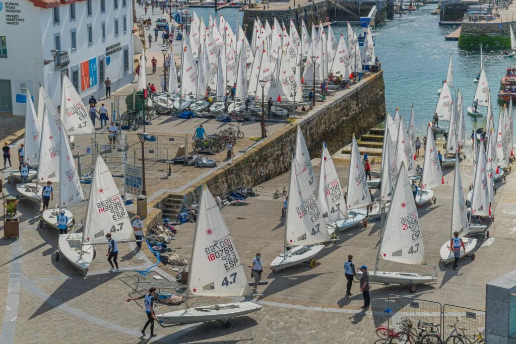 El pueblo de San Sebastián donde el pescado se convierte en obra maestra