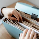 Como si se tratase de Expediente X, el 40% de los españoles se confiesan conspiranoicos