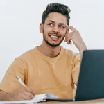 ¿Sigues pasando apuntes a mano? Este cuaderno inteligente de Amazon los digitaliza del boli al móvil