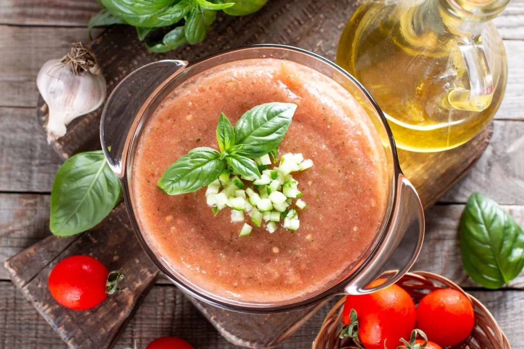 EL VINAGRE: EL TOQUE MÁGICO QUE EQUILIBRA EL GAZPACHO