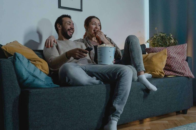 Peliculas gratis online, eFilm Online amplía el acceso a miles de títulos para todos los públicos