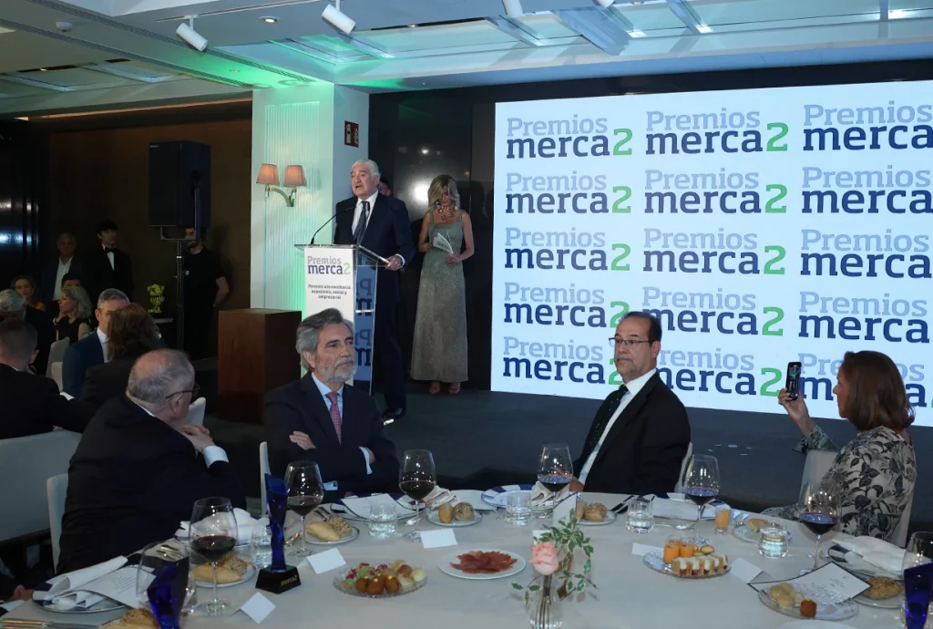 mesa Moncloa