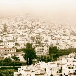 El pueblo blanco más premiado de Málaga te espera: calles encaladas y vistas al Mediterráneo para tu postal soñada de Andalucía