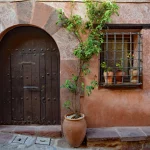 Si organizas un viaje romántico, este pueblo medieval de Teruel te transporta a un cuento de hadas con su historia y leyendas únicas