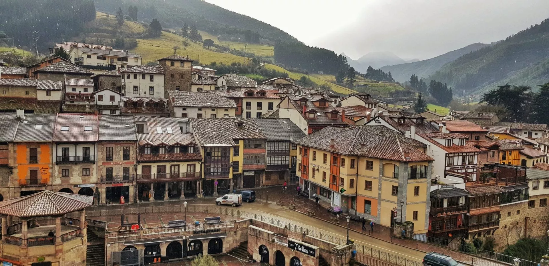 Si buscas desconexión real, este pueblo medieval de Cantabria te transportará a otro tiempo: tu escapada perfecta para recargar pilas