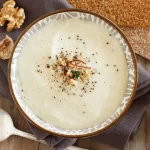 La sopa fría de almendras de Almería que pocos conocen, pero que es perfecta para días de calor extremo