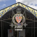 El mercadillo gourmet de Barcelona donde chefs con estrellas Michelin hacen su compra