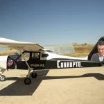 La ‘avioneta del corrupto’ surca ya los cielos de España