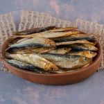 Cómo los bares de Málaga logran que sus boquerones fritos no huelan a pescado: un paso que casi todos omiten
