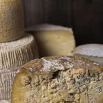 El queso más caro del mundo es español y se madura en una cueva de los Picos de Europa: Así es el Gamonéu del Puerto