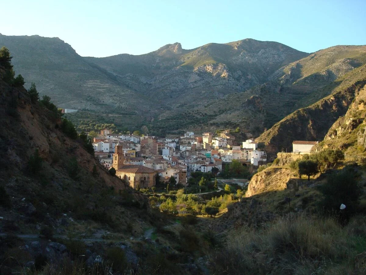 El balneario natural donde te bañas en aguas termales bajo las estrellas