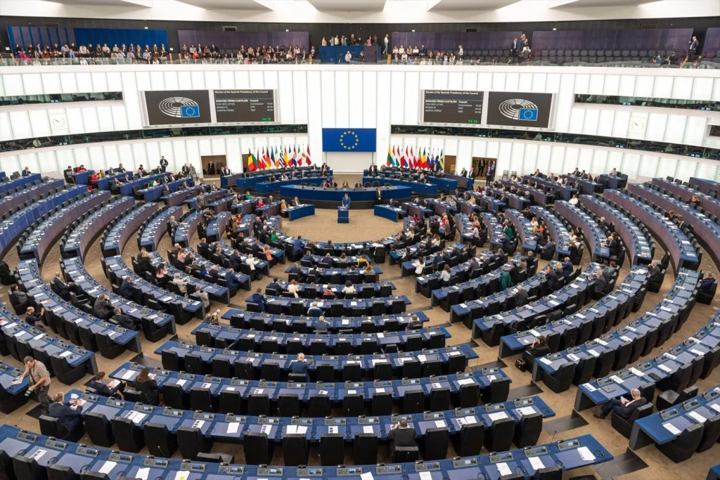 EuropaPress 5634296 presidente gobierno pedro sanchez comparece parlamento europeo 13 diciembre Moncloa