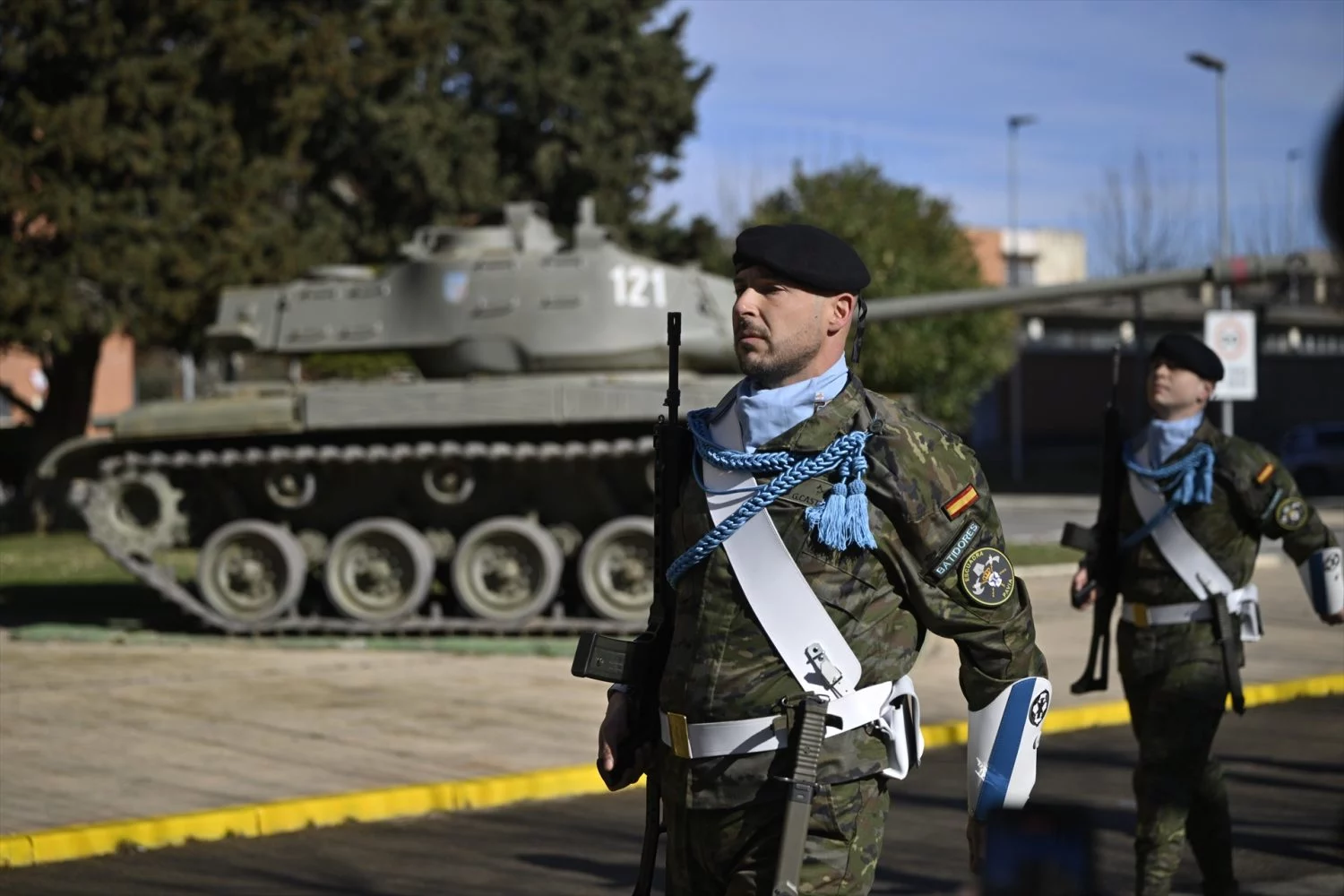 Efectivos del ejército español durante una visita del Rey Felipe VI a la Brigada ‘Aragón I’ (Fuente: Agencias)