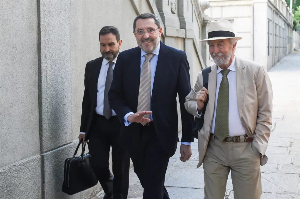EuropaPress 6839986 empresario jose ruz llega tribunal supremo declarar caso koldo julio 2025 Moncloa