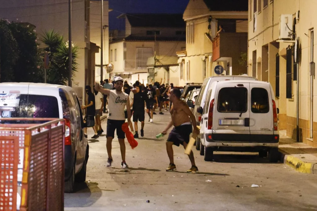 Interior: Las mentiras sobre el descenso de criminalidad explicadas por los policías 1 Moncloa EuropaPress 6854986 varias personas altercados torre pacheco 12 julio 2025 torre pacheco murcia Moncloa