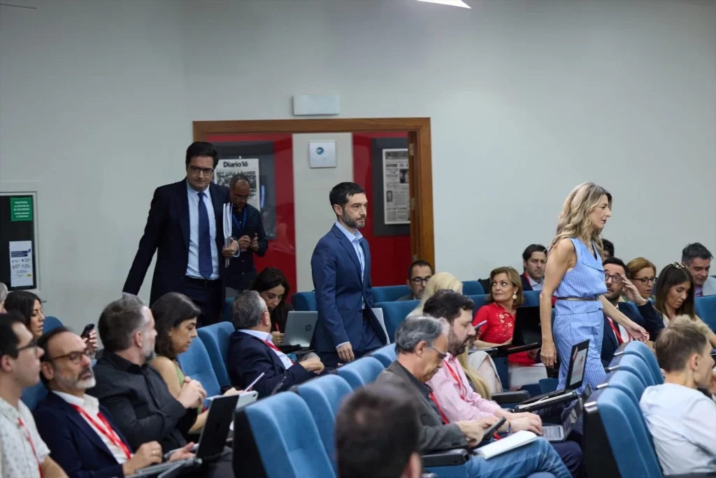 Patinazo de la nueva Ley de Dependencia: Desprofesionalización y poca igualdad 2 Moncloa EuropaPress 6858650 i d ministro transformacion digital funcion publica oscar lopez ministro Moncloa