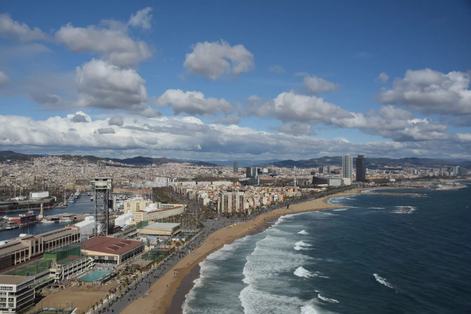 Galicia tiene su propio Caribe: playa de arena blanca en medio de la montaña
