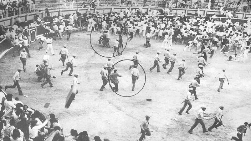 Los Sanfermines y la política: del golpe de Estado de 1936 al 'caso Koldo' 1 Moncloa Sanfermines78 Moncloa