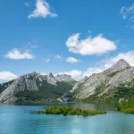 Castilla y León esconde un pueblo con pozas naturales y alma de postal