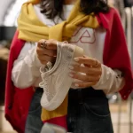 Bershka lanza el accesorio que te hará caminar cómoda todo el verano por menos de 15 euros