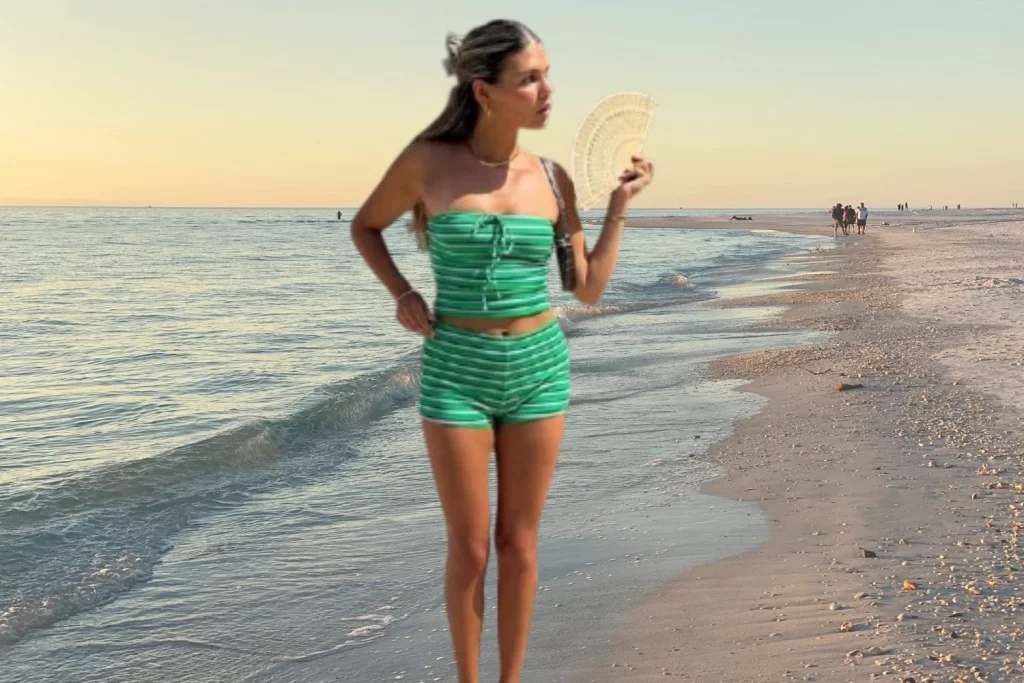 Bershka tiene las prendas virales, frescas y low cost que todas desean lucir este verano 4 Moncloa ¿Vas a la playa? Este conjunto de Bershka es fresco