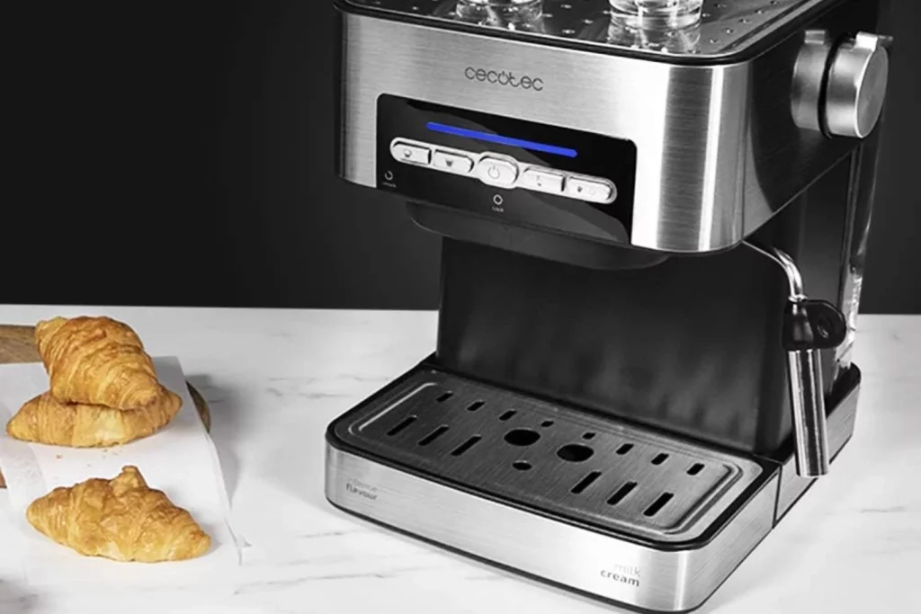 Este gadget de Amazon revolucionará tu café y estará en oferta por tiempo limitado 1 Moncloa La cafetera de Amazon que todos quieren