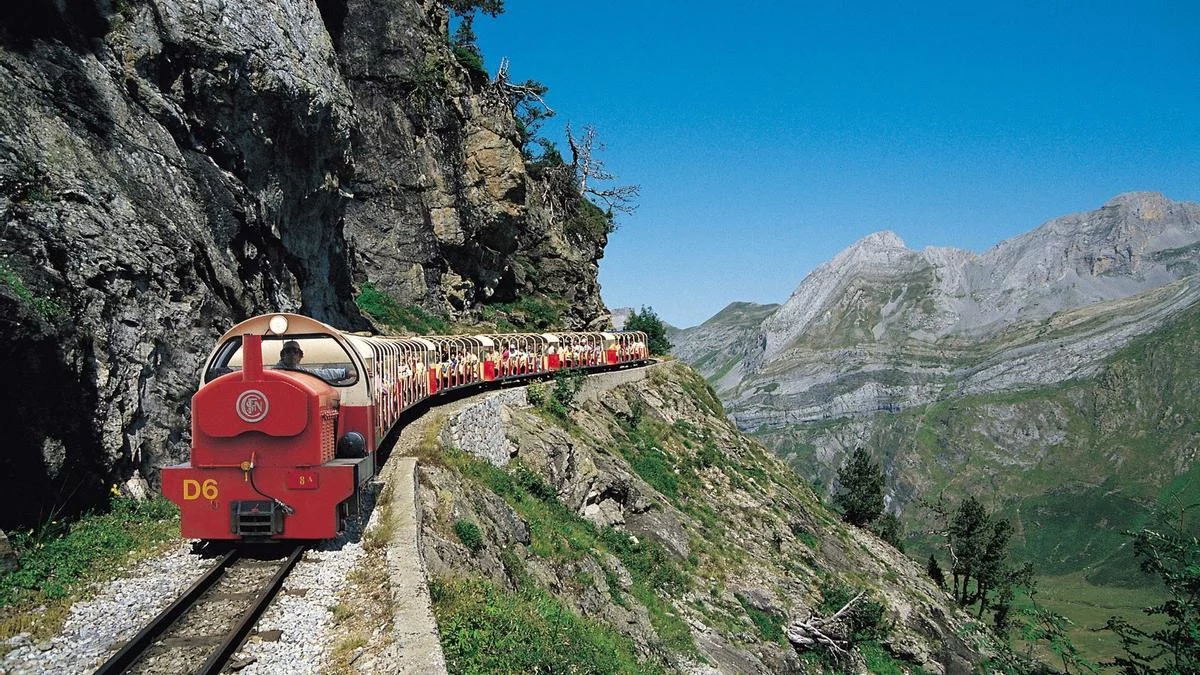 El tren a vapor que recorre el Pirineo oscense como en 1920