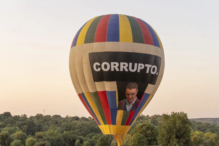Las protestas contra Sánchez no se van de vacaciones: llega el Globo contra la corrupción