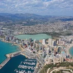 Visita Calpe y alucina con sus precios: «Playas cristalinas y más barato que las Baleares…y en septiembre todo al 50%»