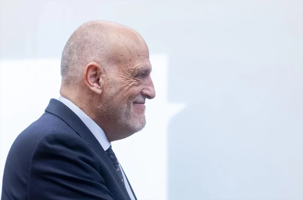 Denuncian a LaLiga ante la CNMC por «abuso de posición» en el 'fair play' financiero 1 Moncloa El presidente de LaLiga, Javier Tebas, durante la Comisión de Igualdad, en el Congreso de los Diputados, a 28 de enero de 2025, en Madrid (Fuente: Agencias).
