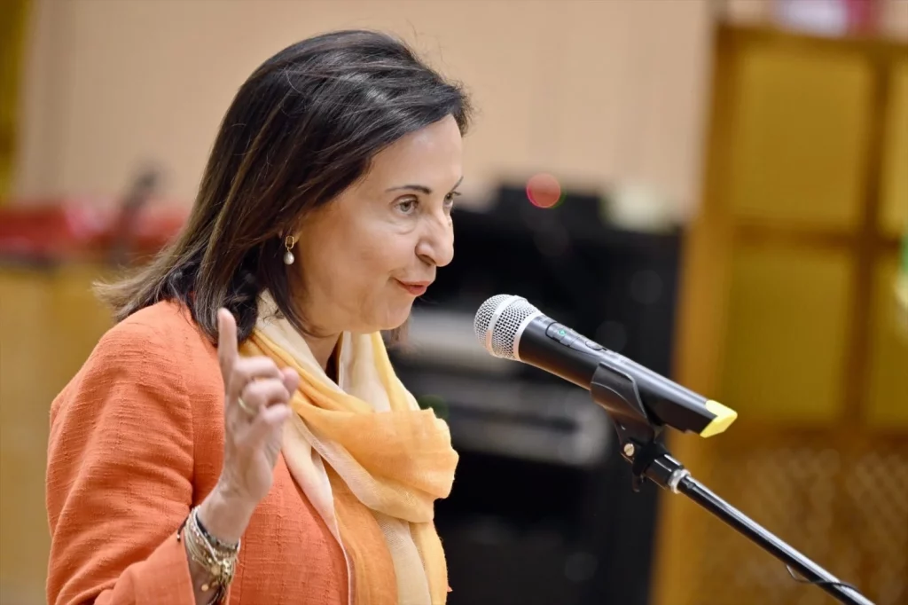EuropaPress 6908542 ministra defensa margarita robles interviene visita regimiento cazadores Moncloa