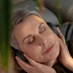 Descubre la relajación profunda con un sonido natural que deja atrás cualquier playlist